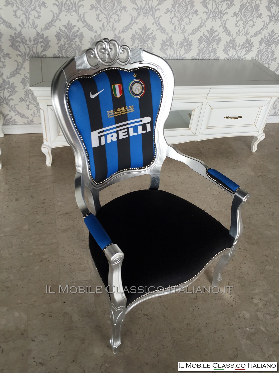 Poltrona inter personalizzata